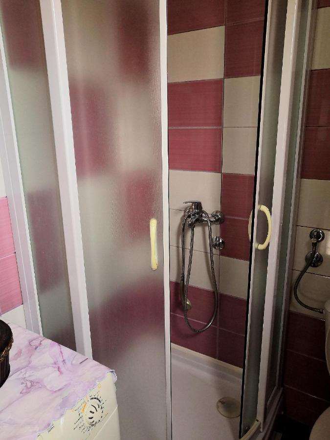 Apartman Sunny Apartment Cetinje Ngoại thất bức ảnh